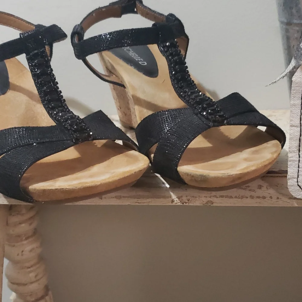 Michelle D 8.5 jewel cork wedge sandals